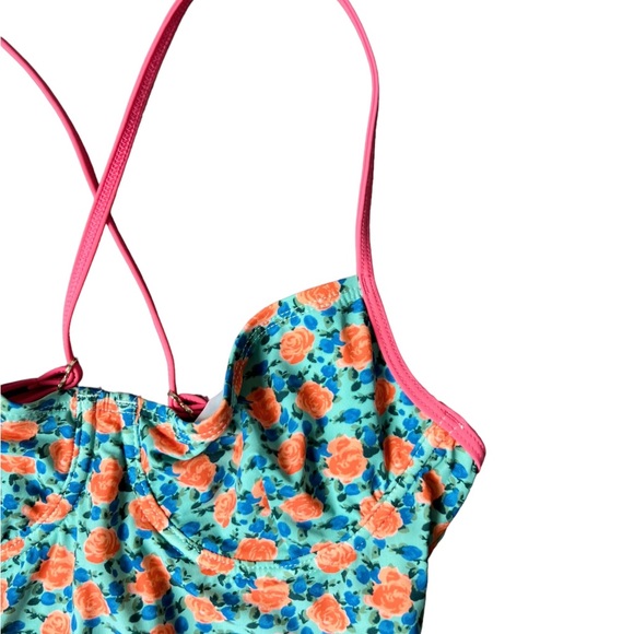 Marc by Marc Jacobs Jerrie Rose One Piece Swimsuit in Pale Jade Multi Size Small - Picture 12 of 15